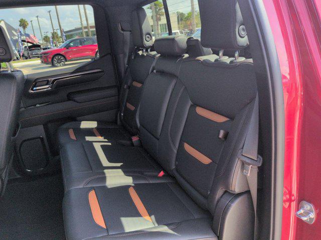 2023 GMC Sierra 1500 4WD Crew Cab Short Box AT4