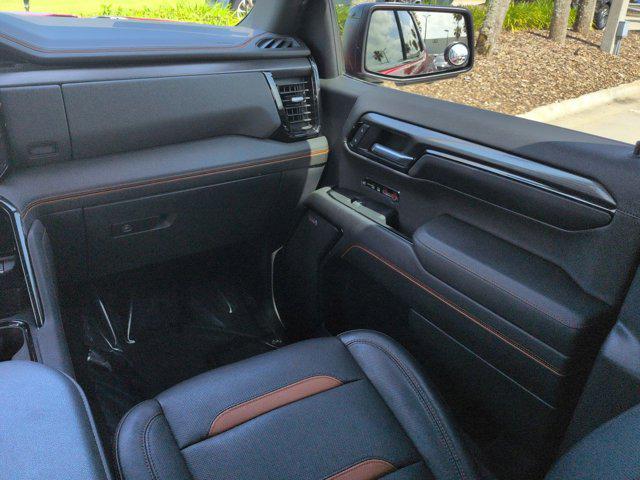 2023 GMC Sierra 1500 4WD Crew Cab Short Box AT4