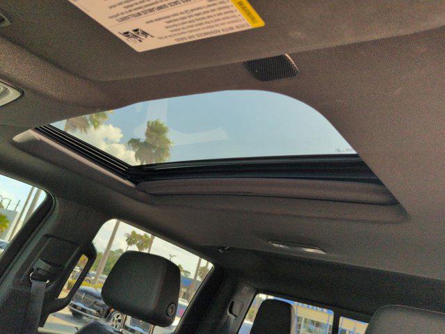2023 GMC Sierra 1500 4WD Crew Cab Short Box AT4