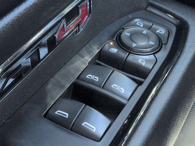 2023 GMC Sierra 1500 4WD Crew Cab Short Box AT4