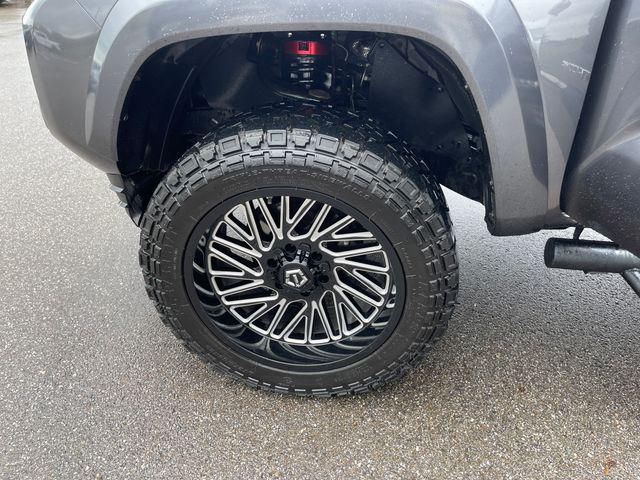 2020 Toyota Tacoma TRD Sport
