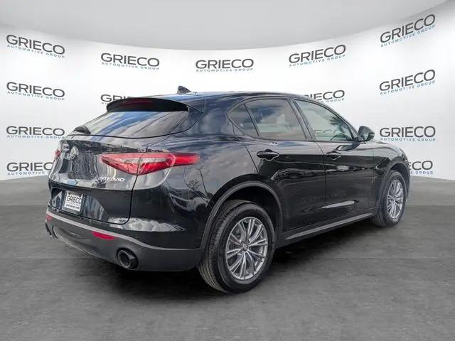 2023 Alfa Romeo Stelvio Sprint RWD