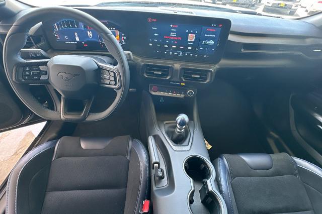 2025 Ford Mustang Dark Horse Fastback