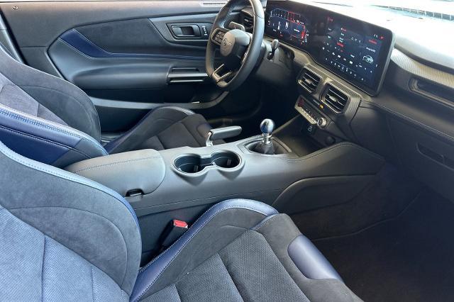 2025 Ford Mustang Dark Horse Fastback