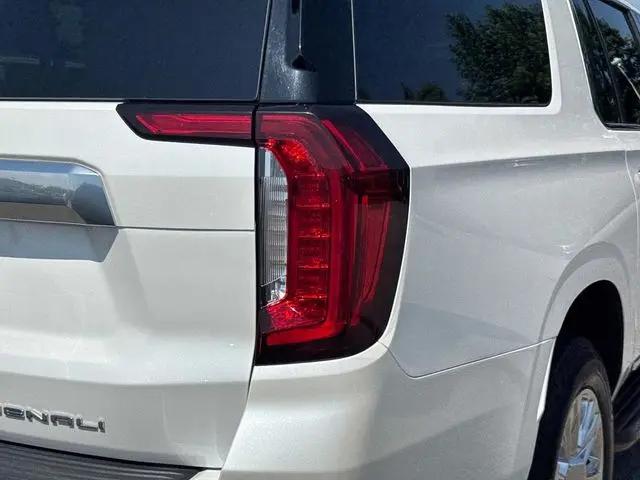 2024 GMC Yukon XL 4WD Denali