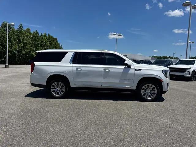 2024 GMC Yukon XL 4WD Denali