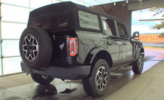2021 Ford Bronco Outer Banks