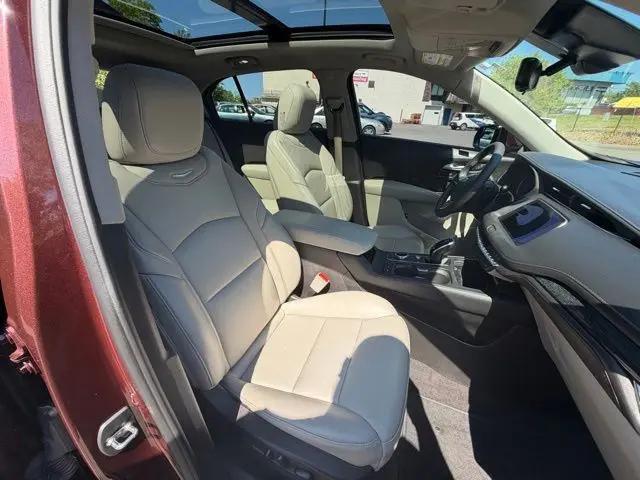 2022 Cadillac XT4 AWD Premium Luxury