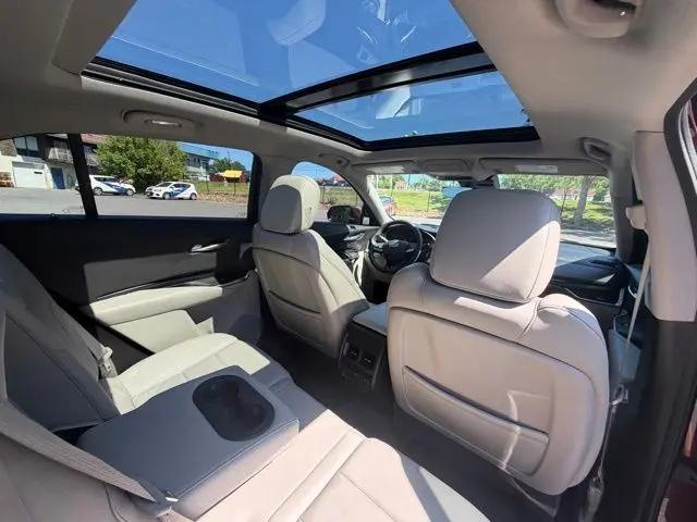 2022 Cadillac XT4 AWD Premium Luxury