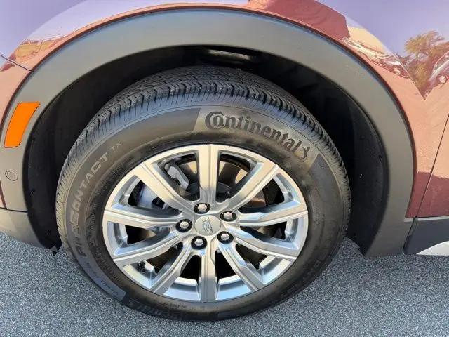 2022 Cadillac XT4 AWD Premium Luxury