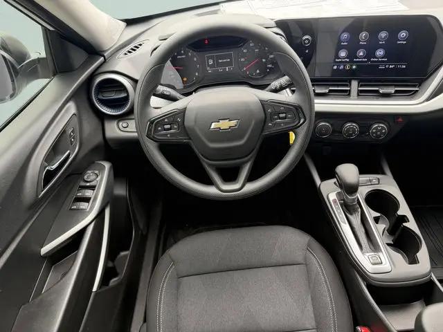 2026 Chevrolet Trax FWD LS