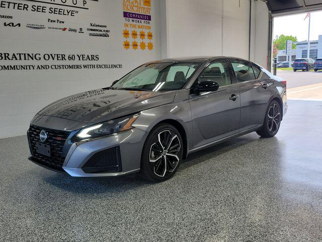 2024 Nissan Altima SR FWD