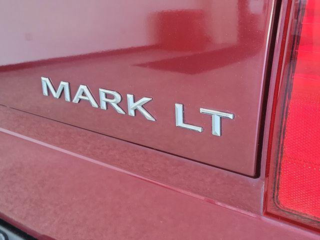 2006 Lincoln Mark LT Base