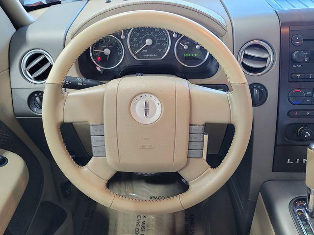 2006 Lincoln Mark LT Base