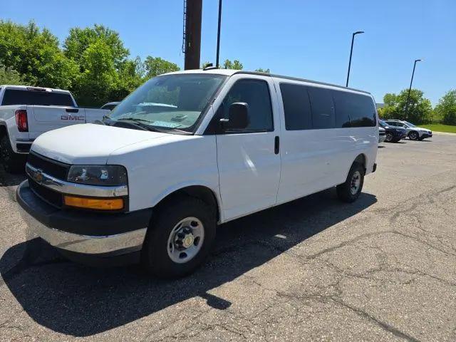 2025 Chevrolet Express Passenger RWD 3500 Extended Wheelbase LT for sale in Fenton, MI