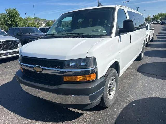 2025 Chevrolet Express Passenger RWD 3500 Extended Wheelbase LT for sale in Fenton, MI