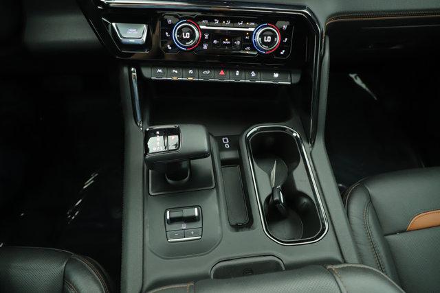 2022 GMC Sierra 1500 4WD Crew Cab Short Box AT4