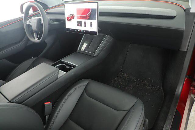 2026 Tesla Model Y Premium Rear-Wheel Drive