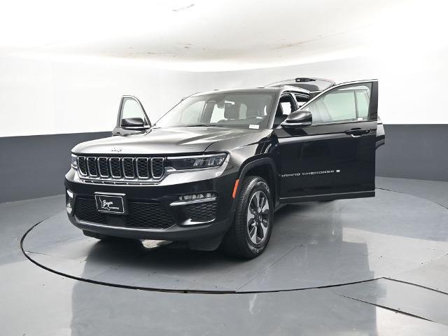 2024 Jeep Grand Cherokee Base