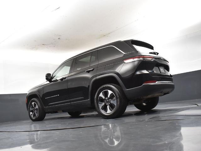 2024 Jeep Grand Cherokee Base