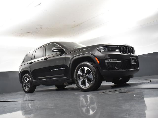 2024 Jeep Grand Cherokee Base