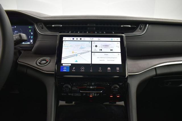 2024 Jeep Grand Cherokee Base