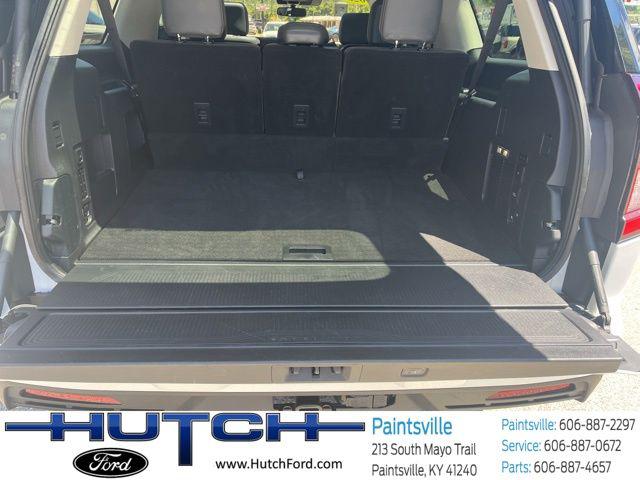 2025 Ford Expedition Active MAX