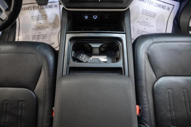 2022 Land Rover Defender 110 SE