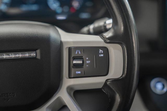 2022 Land Rover Defender 110 SE