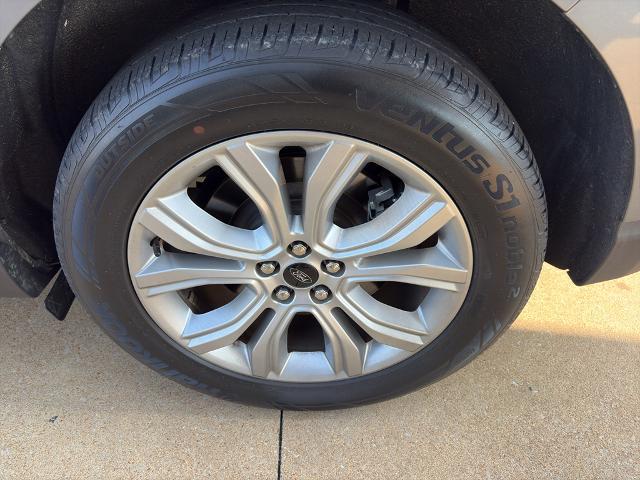 2023 Ford Edge Titanium