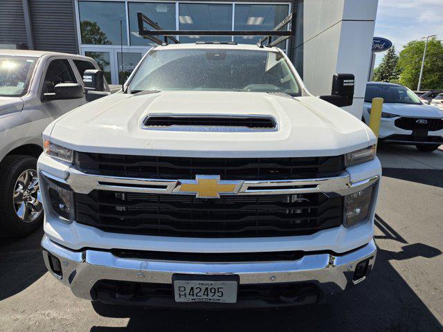 2025 Chevrolet Silverado 3500HD 4WD Crew Cab Long Bed LT