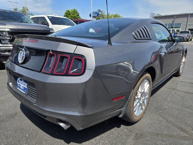 2013 Ford Mustang V6