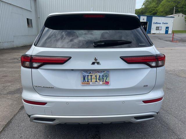 2024 Mitsubishi Outlander Unknown