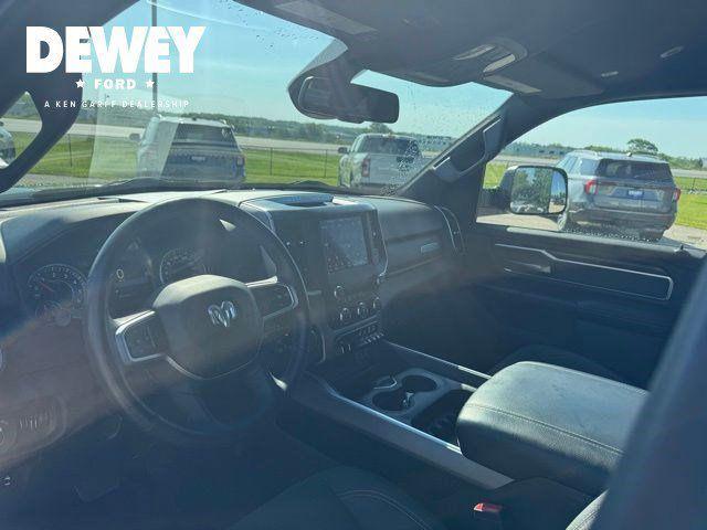 2019 Ram 1500 Big Horn/Lone Star Crew Cab 4x4 5'7" Box
