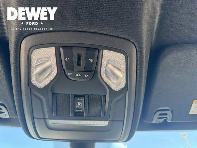 2019 Ram 1500 Big Horn/Lone Star Crew Cab 4x4 5'7" Box