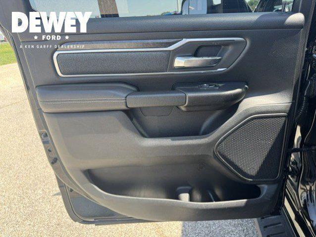 2019 Ram 1500 Big Horn/Lone Star Crew Cab 4x4 5'7" Box