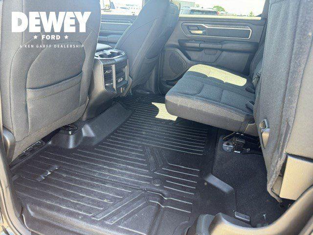 2019 Ram 1500 Big Horn/Lone Star Crew Cab 4x4 5'7" Box