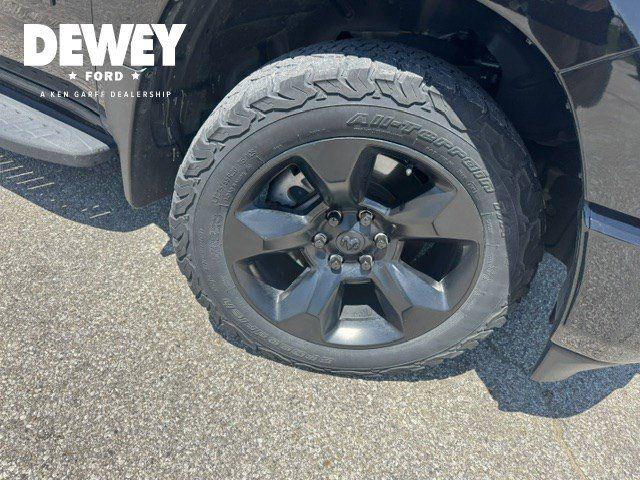 2019 Ram 1500 Big Horn/Lone Star Crew Cab 4x4 5'7" Box