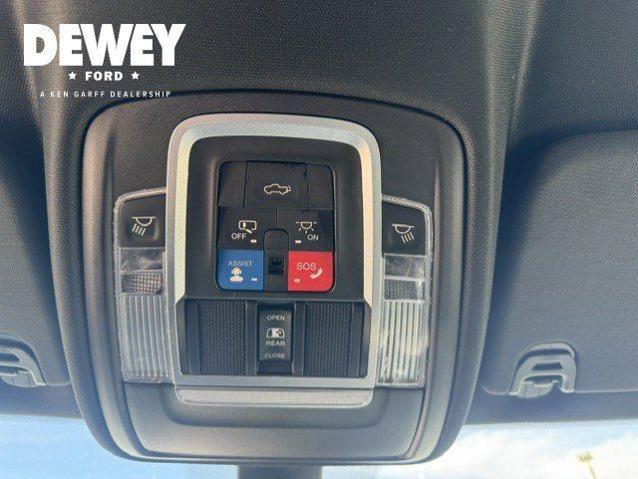 2020 Ram 1500 Laramie Crew Cab 4x4 5'7" Box