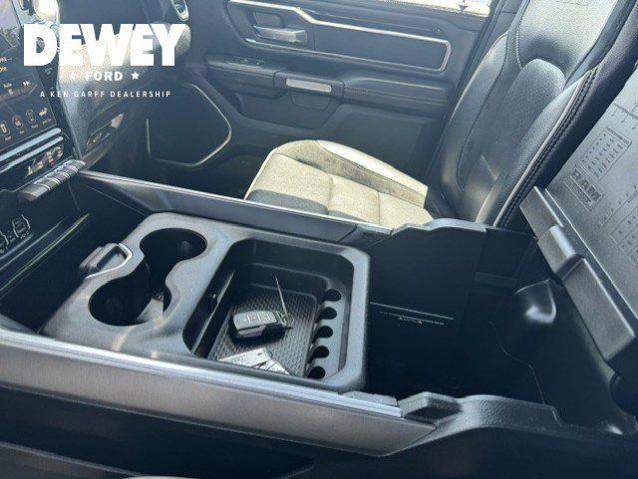 2020 Ram 1500 Laramie Crew Cab 4x4 5'7" Box