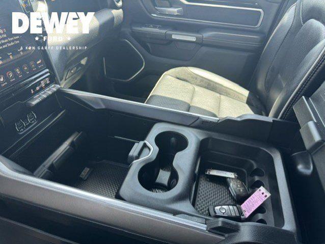 2020 Ram 1500 Laramie Crew Cab 4x4 5'7" Box