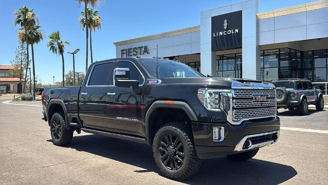 2022 GMC Sierra 2500HD 4WD Crew Cab Standard Bed Denali