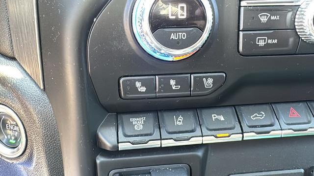 2022 GMC Sierra 2500HD 4WD Crew Cab Standard Bed Denali