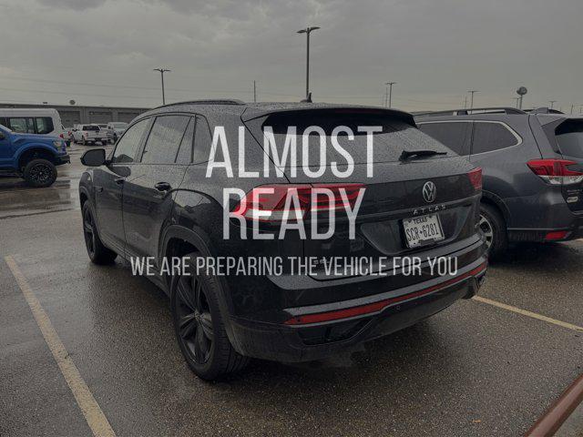2022 Volkswagen Atlas Cross Sport 2.0T SEL R-Line Black