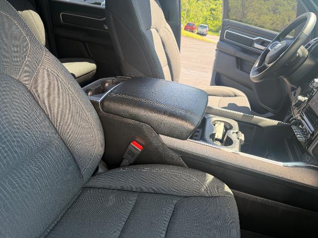 2024 Ram 1500 Big Horn Crew Cab 4x4 5'7" Box