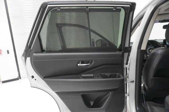 2022 Nissan Pathfinder SL 2WD