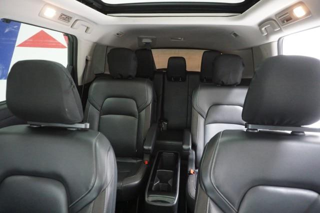 2022 Nissan Pathfinder SL 2WD