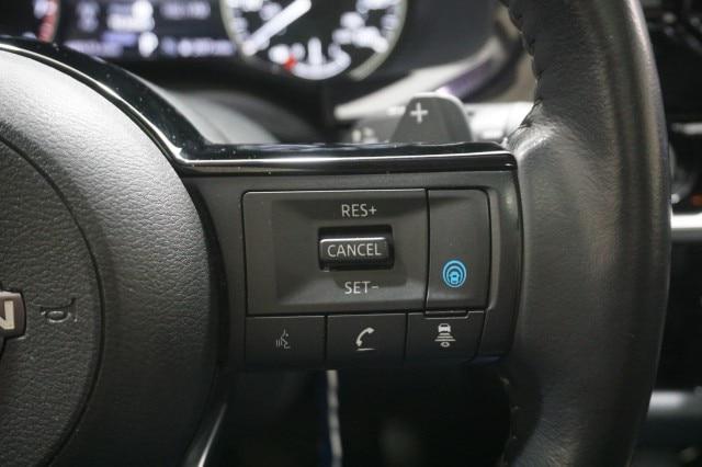 2022 Nissan Pathfinder SL 2WD