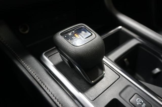 2022 Nissan Pathfinder SL 2WD