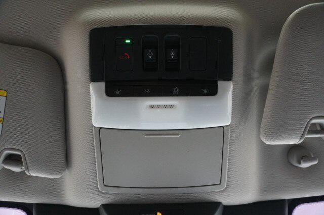 2022 Nissan Pathfinder SL 2WD